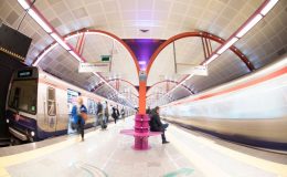 KONSER KEYFİ KESİNTİYE UĞRAMASIN DİYE METRO SEFERLERİ DÜZENLENDİ