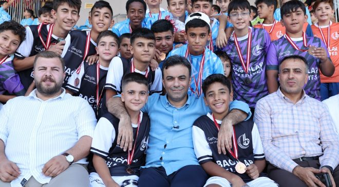 Başkan Yıldız’dan gençlere müjdeler