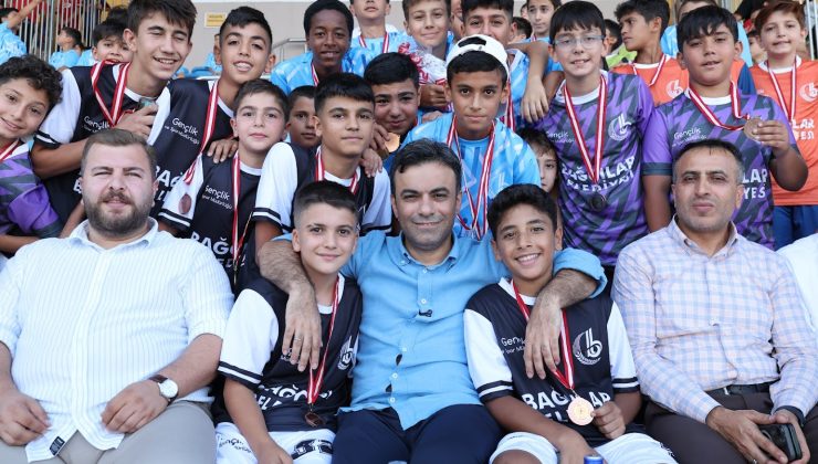 Başkan Yıldız’dan gençlere müjdeler