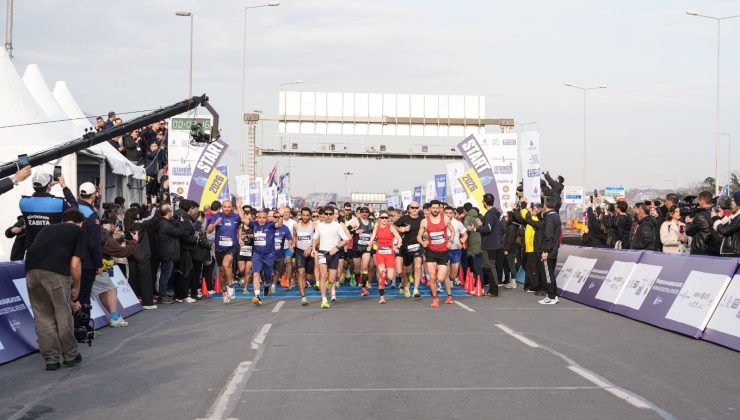 TÜRKİYE İŞ BANKASI 21. İSTANBUL YARI MARATONU KOŞULDU